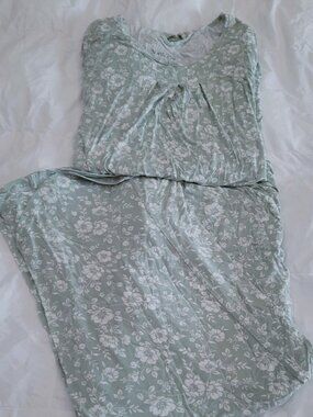 NorthStyle Green Floral Bamboo Cropped Pajama Set L